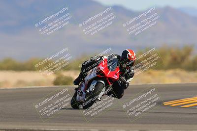 media/Oct-09-2022-SoCal Trackdays (Sun) [[95640aeeb6]]/Turn 15 (150pm)/